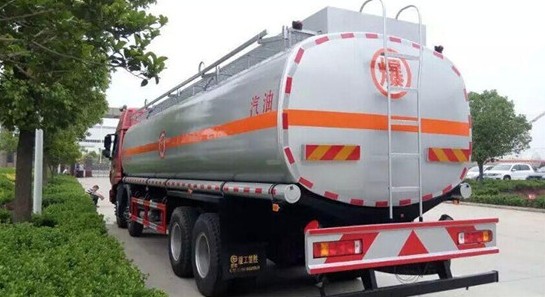 ����W��ǰ�ĺ���͹�܇�DƬ