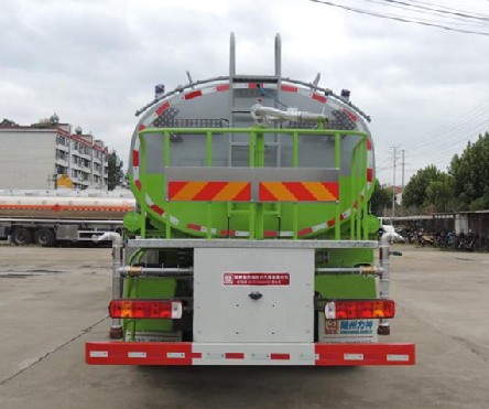 ����������Ȼ��18����ˮ܇