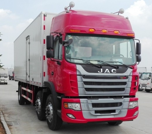 ���彭���񠖰l(f��)С���S9.6�����܇�DƬ