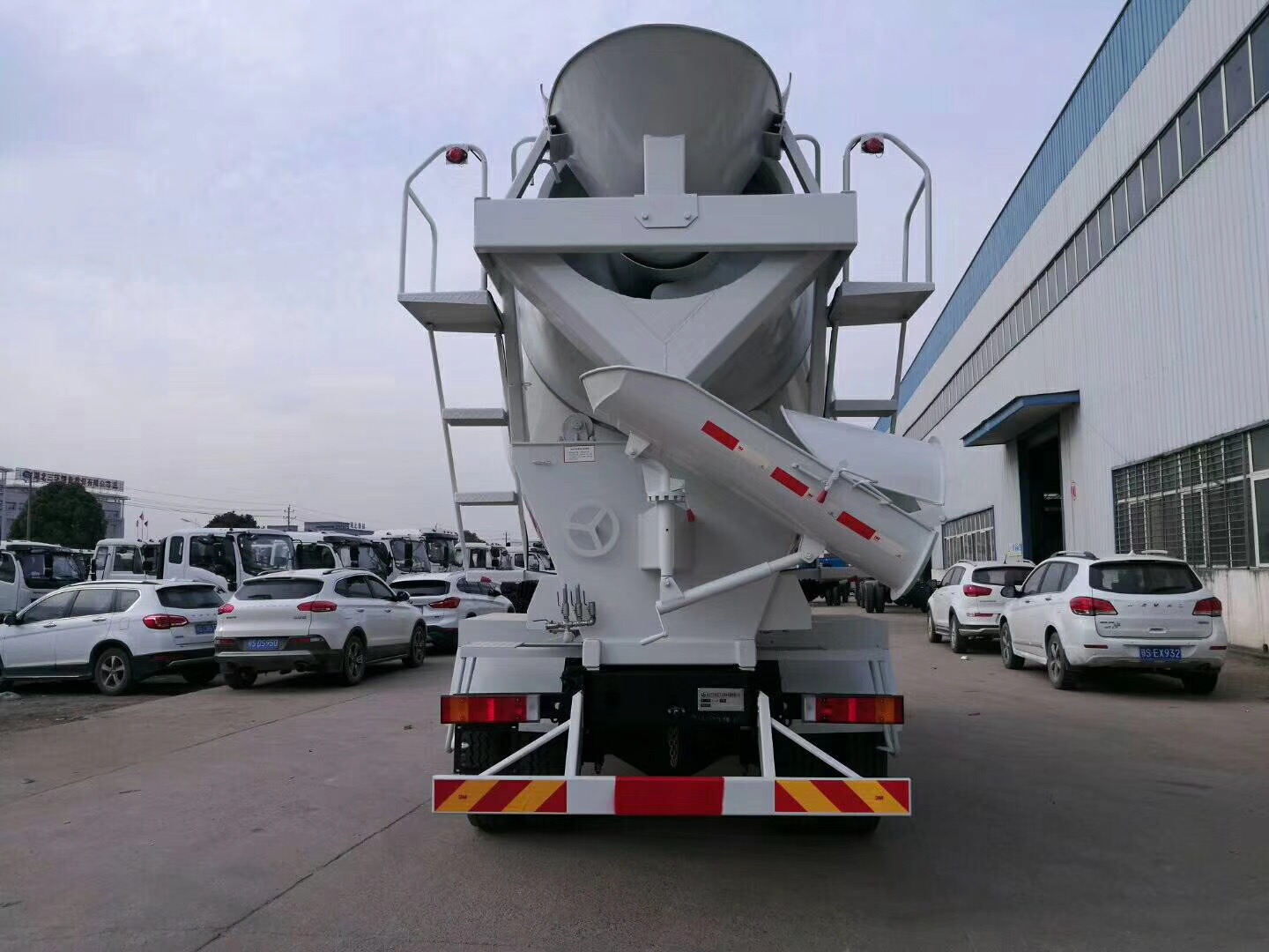 �����f(w��n)ɽ����܇