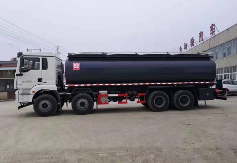 �������ǰ�ĺ�˹�Һ܇�DƬ