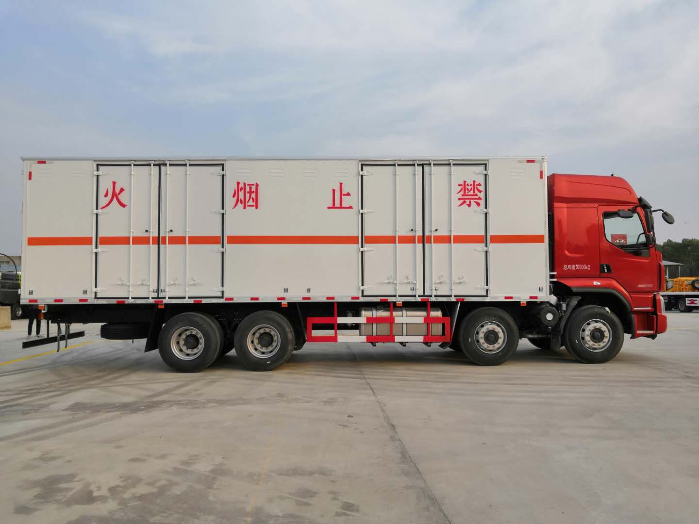 �|�L(f��ng)�����s�(xi��ng)Σ�U(xi��n)��Ʒ��ʽ�\(y��n)ݔ܇�DƬ