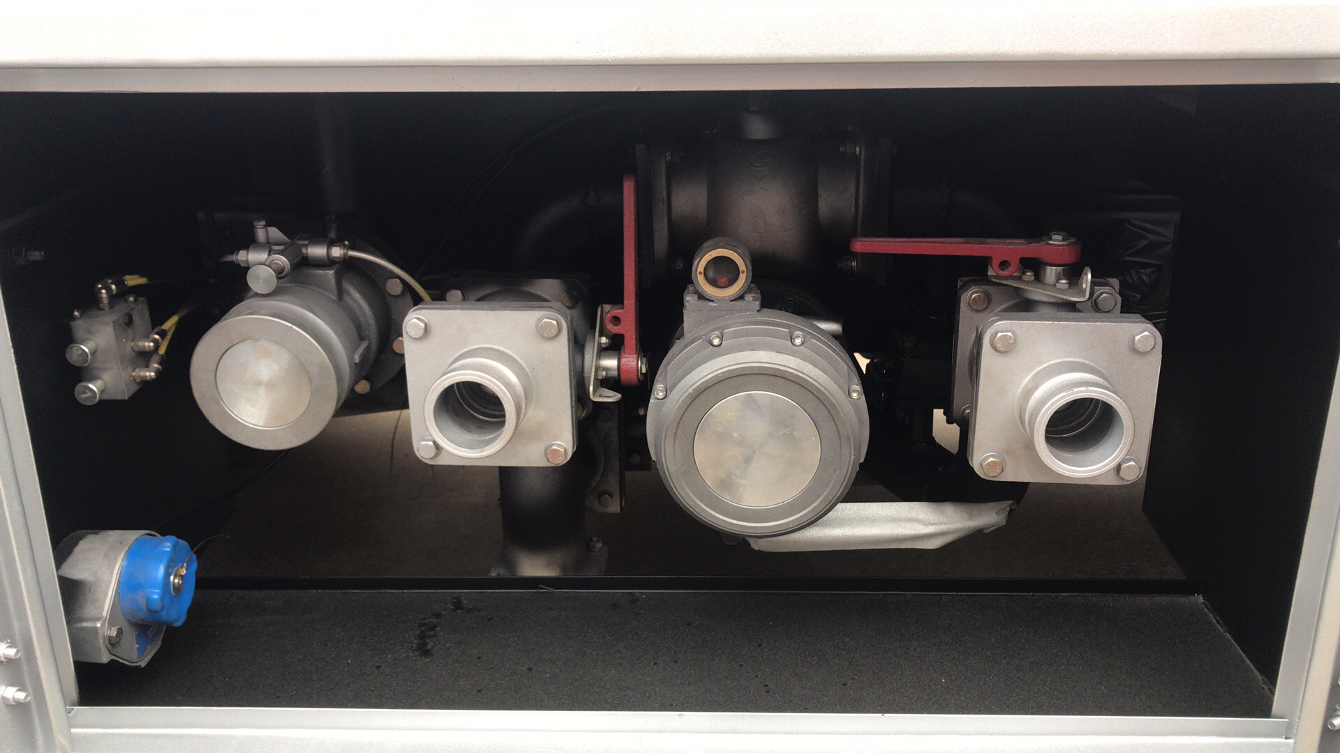 �͹�܇���bϵ�y(t��ng)�DƬ