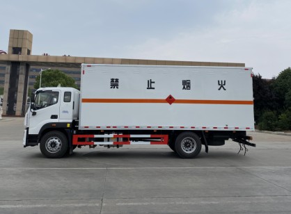 ��(gu��)��6.8�׸���W���W�R��3���ȼҺ�w��ʽ�\(y��n)ݔ܇