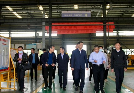 ����ʡ��(j��ng)�ŏd�h�M��ӛ���d�L(zh��ng)����܊���I(l��ng)��(d��o)һ���W�R����������܇���޹�˾�_չ�{(di��o)�����a(ch��n)��(j��ng)�I����