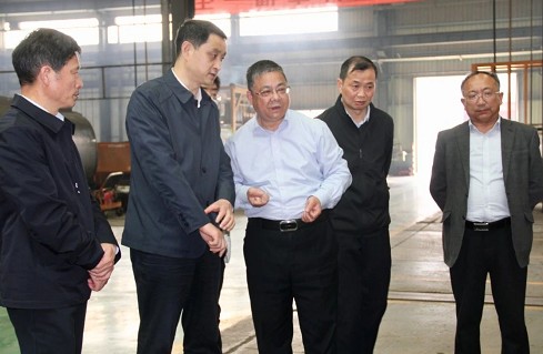 ����ʡ��(j��ng)�ŏd�h�M��ӛ���d�L(zh��ng)����܊���I(l��ng)��(d��o)һ���W�R����������܇���޹�˾�_չ�{(di��o)�����a(ch��n)��(j��ng)�I����