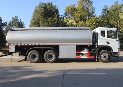 �����|�L(f��ng)�A����p��Һ܇�෽λ�DƬ