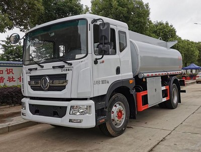 ��(gu��)���|�L(f��ng)������D9��ͨҺ�w�\(y��n)ݔ܇(ch��)�DƬ