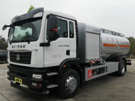 ���쳿���w�C����܇