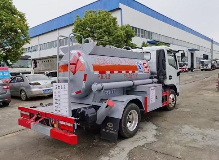 �����{(l��n)�Ƽ���܇�෽λ�DƬ