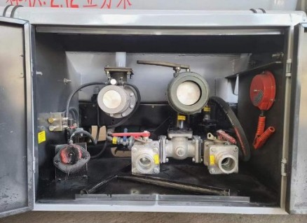 �����{(l��n)�Ƽ���܇�෽λ�DƬ