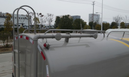 ��ˮ܇(ch��)���ճ��S�o(h��)���B(y��ng)