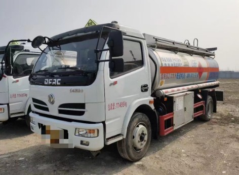 ����8������܇�������S������