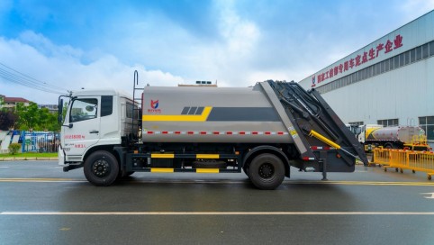 13���|�L(f��ng)���\���s����܇_�P���L(f��ng)��KLF5160ZYSD6�͉��sʽ����܇