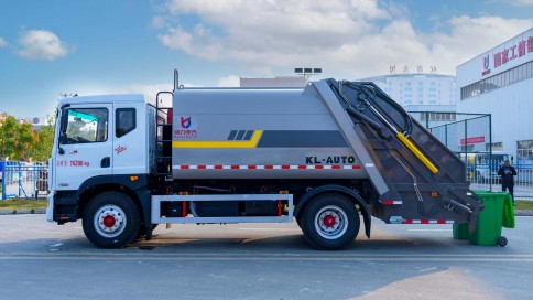 19���|�L������D9���s����܇_�P���L��KLF5181ZYSX6�͉��sʽ����܇