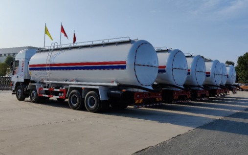 40���t�r�ܪ{ɢ�bˮ��܇