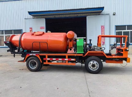 �Ĳ���2.5������܇����Һ������